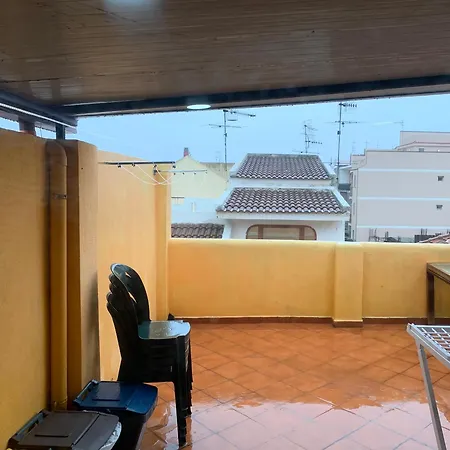 House Tra Lago E Mare Μεσίνα